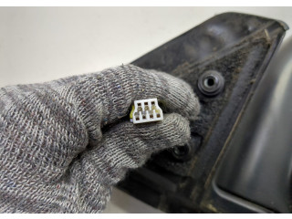 Зеркало боковое Mitsubishi Montero Sport / Pajero Sport 1996-2008 правое MN117934