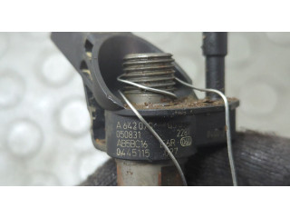 Форсунка топливная  Mercedes E W211 2002-2009    A6420700587, A6420701387     