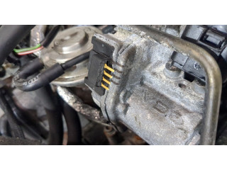 Форсунка топливная  Audi A8 (D3) 2002-2005         