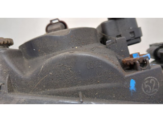 Фара передняя  Toyota Corolla E11 1997-2001 правая 