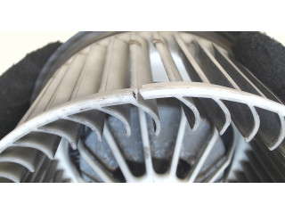 Моторчик печки  Volvo V50 2007-2012 31390438     31390438   