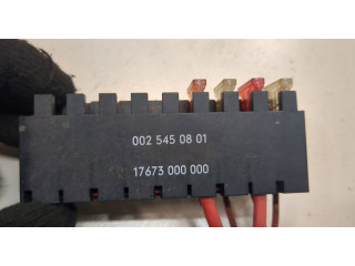 Блок предохранителей  Renault Trafic 2001-2014      0025450801    1.9