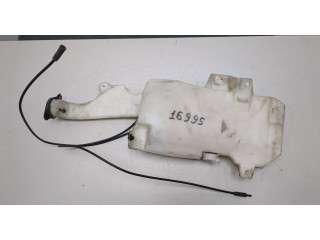 Бачок омывателя Chevrolet Tahoe 2006-2014 25731418