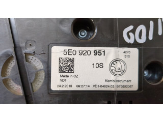 Панель приборов Skoda Octavia (A7) 2013-2017 5E0920951