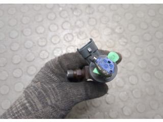 Форсунка топливная  Citroen C4 2010-2020    9802776680     