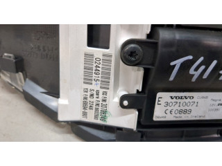 Панель приборов  Volvo C30 2006-2010       30710071     