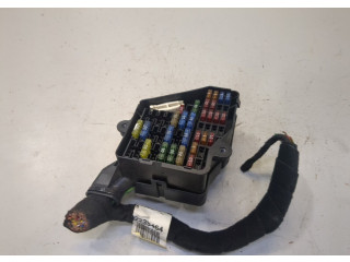 Блок предохранителей Skoda SuperB 2001-2008 239464 2