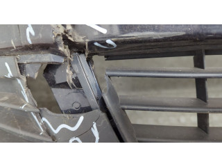 Бампер  Volkswagen Golf 6 2009-2012 передний   5K0807079