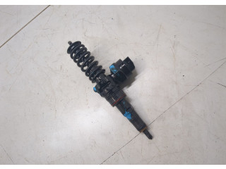 Форсунка топливная  Skoda Fabia 1999-2007    038130073AJ, 038130079CX     