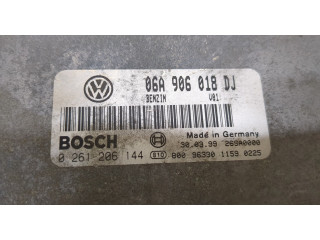 Блок управления двигателем Skoda Octavia Tour 1996-2000