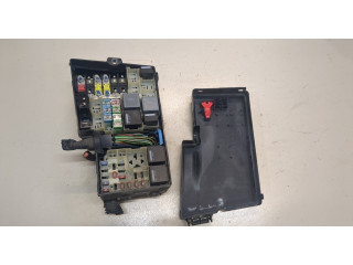 Блок предохранителей  Ford Focus 2 2005-2008           1.6