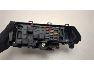 Блок предохранителей  Volvo V70 2001-2008      9494210   