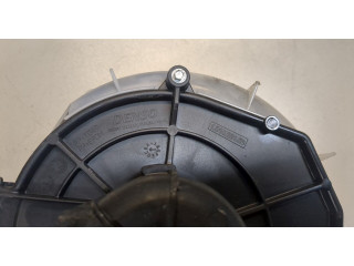 Моторчик печки  Peugeot Partner 2008-2012         