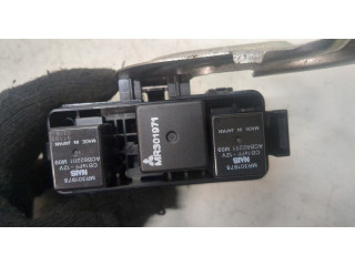 Блок реле Mitsubishi Outlander 2018- 2.4