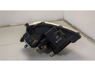 Фара передняя  Toyota Avensis 2 2003-2008 правая 