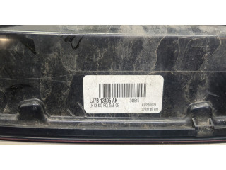 Задний фонарь          