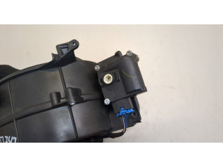 Моторчик печки Audi A6 (C6) 2004-2011 4F0820020A 4F0820020A