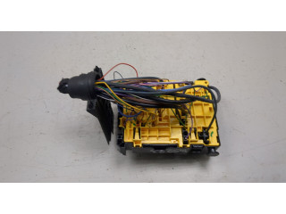 Блок предохранителей  Peugeot 5008 2020-         