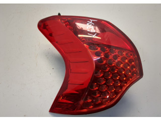 Задний фонарь