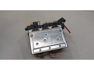 Блок предохранителей  Mercedes CLS C219 2004-2010         