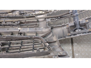 Бампер Volkswagen Touareg 2002-2007 передний