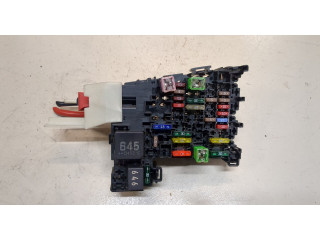 Блок предохранителей  Skoda Octavia (A7) 2013-2017         