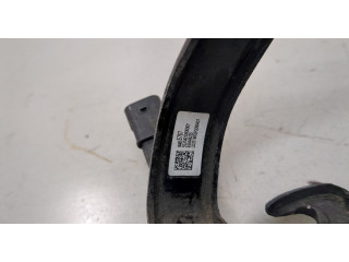 Замок капота GMC Acadia 2019-2025