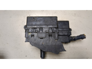 Блок предохранителей Nissan Armada 2003-2007 5.6