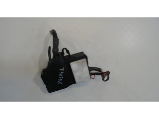 Блок предохранителей Volkswagen Phaeton 2002-2010