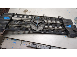 Решетка радиатора  Mercedes ML W164 2005-2011          A1648800685