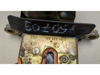 Замок багажника  Skoda Octavia Tour 1996-2011       