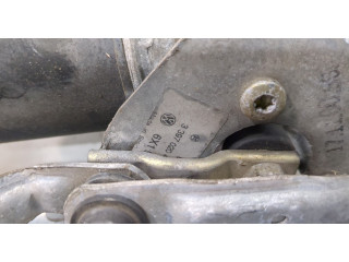 Двигатель стеклоочистителя (моторчик дворников) передний Volkswagen Lupo