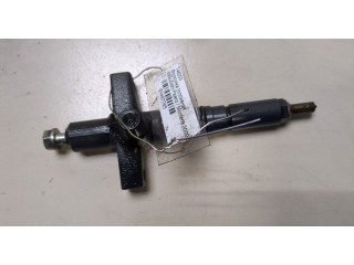 Форсунка топливная Mitsubishi Pajero / Montero 2000-2006