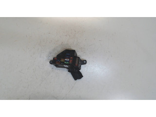 Блок предохранителей  Skoda Octavia (A5) 2008-2013      1K2941824     1.9