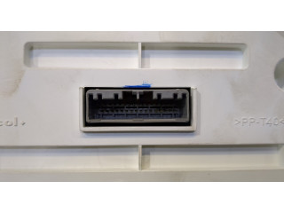 Панель приборов  Suzuki Splash          1.2  Бензин