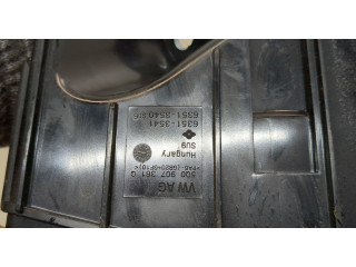 Блок предохранителей  Skoda Karoq 2017-         