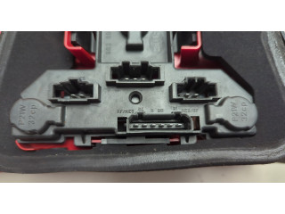 Задний фонарь 1J5945096AB