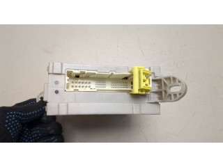 Блок предохранителей  Lexus LS460 2006-2017      8273050720, 74700646, 0912010363   