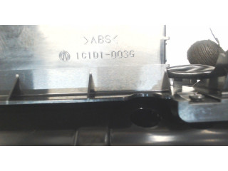 Дисплей бортового компьютера Lexus HS 2009-2012 1C1D1003G, 8611175020