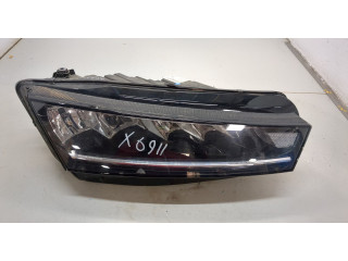 Фара передняя  Skoda Octavia (A8) 2019-2025 правая 