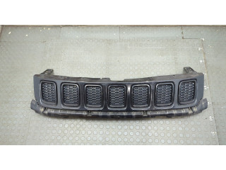 Решетка радиатора  Jeep Compass 2017-2021          