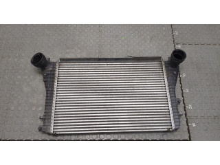 Интеркулер  Volkswagen Passat CC 2008-2012       