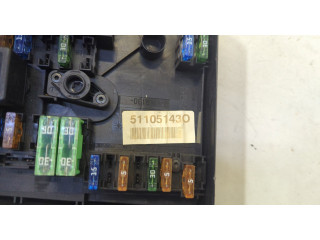 Блок предохранителей  Volkswagen Golf 5 2003-2009         