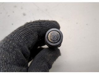 Форсунка топливная Volkswagen Transporter 4 1991-2003 068130202