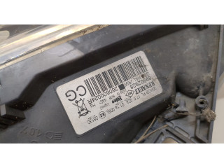 Фара передняя Renault Scenic 2009-2012 левая