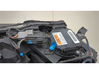 Фара передняя Infiniti QX56 2010-2013 левая