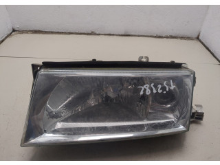 Фара передняя Skoda Octavia Tour 1996-2011 левая