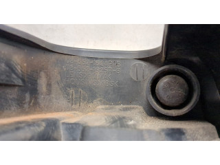 Задний фонарь          