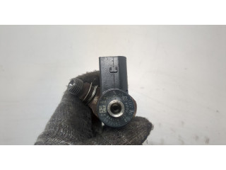 Форсунка топливная  Volkswagen Caddy 2004-2015    0445110369     