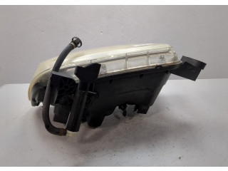 Фара передняя Toyota Tundra 2007-2013 правая